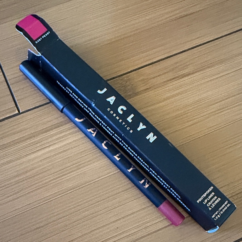 Easy Peasy PoutSpoken Lip Liner by Jaclyn Cosmetics